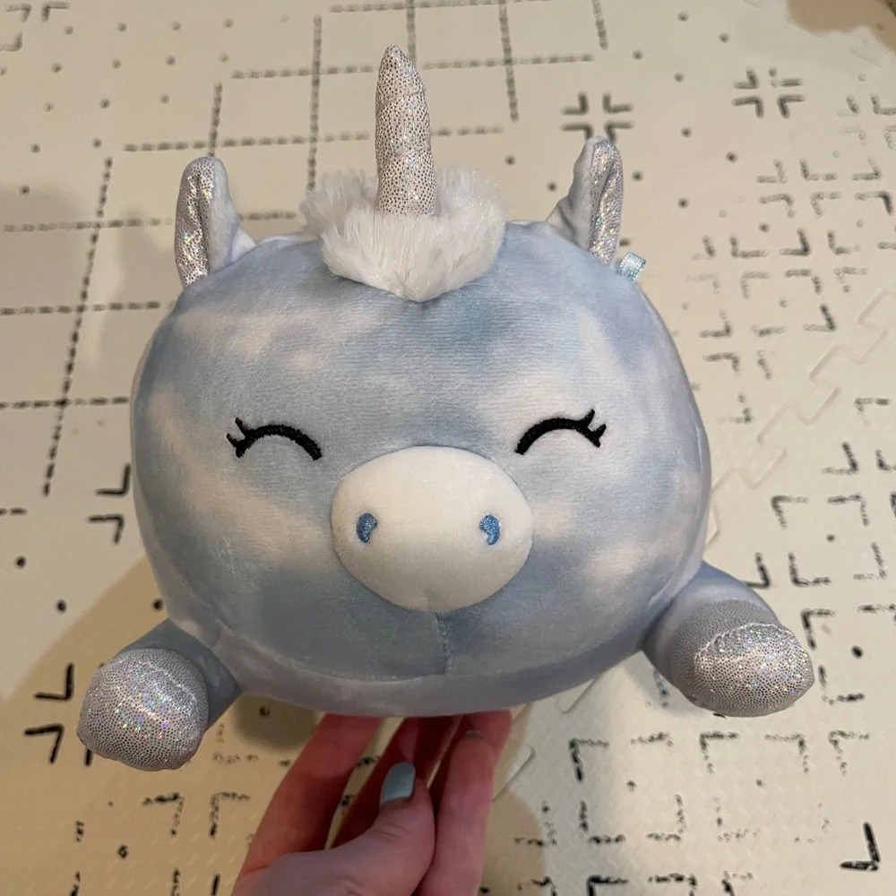 🌸clearance Squishmallows DEVLA‎ the Blue Unicorn Laying Hug Mees Hugmees 8"